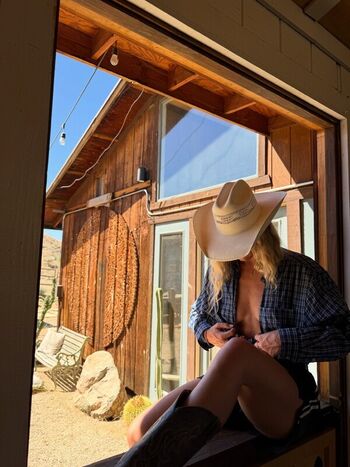 Private Leaked Halle cooley page exclusive onlyfans photos 2026