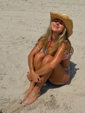Private Leaked Hannah lutz exclusive onlyfans photos 2026
