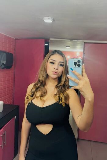 Private Leaked Hannya llamas exclusive onlyfans photos 2026