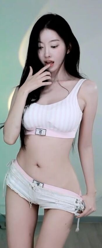 Private Leaked Haxxnini exclusive onlyfans photos 2026