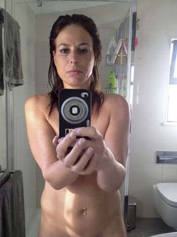 Private Leaked Heleen vanroyen exclusive onlyfans photos 2026