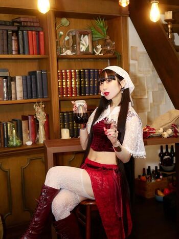 Himari Tsukishiro