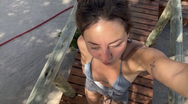 Private Leaked Hitchhikercourtney exclusive onlyfans photos 2026
