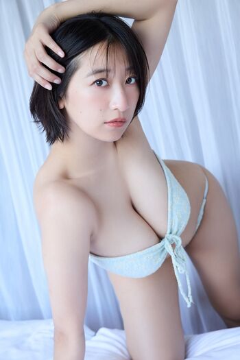 Ina Enohara 榎原依那