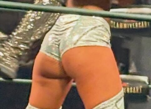 Indi Hartwell
