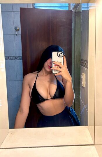 intrusaaa