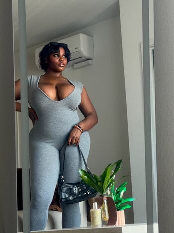 Private Leaked Iris ard exclusive onlyfans photos 2026