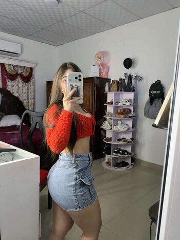 Isabella Mendoza