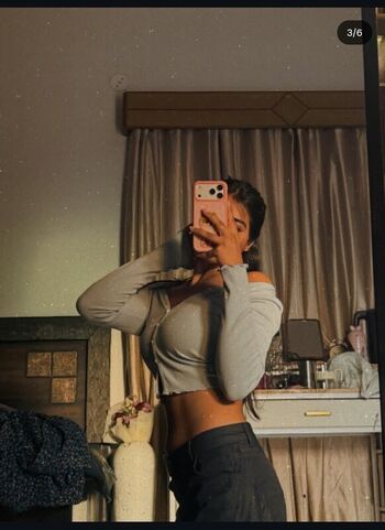 Private Leaked Ishika sethi page exclusive onlyfans photos 2026