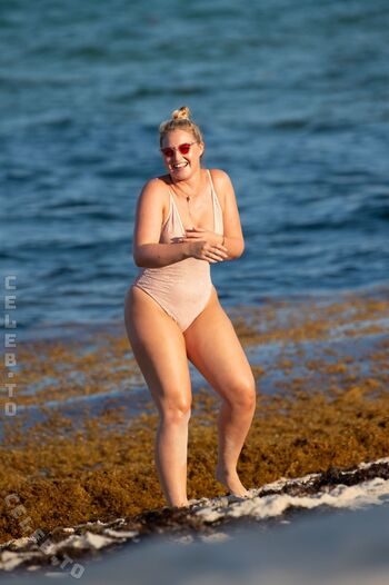 Private Leaked Iskra lawrence exclusive onlyfans photos 2026