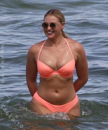 Private Leaked Iskra lawrence exclusive onlyfans photos 2026