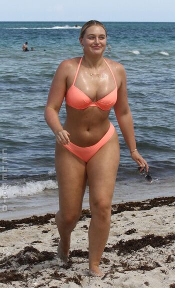 Private Leaked Iskra lawrence exclusive onlyfans photos 2026