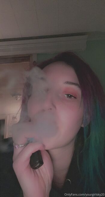 itsyagirlsky