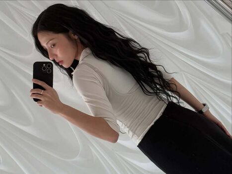 Jeon Jisu
