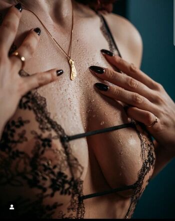 Private Leaked Kaat bollen exclusive onlyfans photos 2026