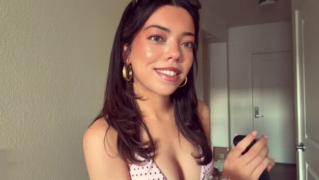 Kaitlynn Rhenea Asmr