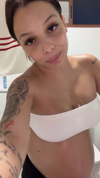 Private Leaked Kamyla maria exclusive onlyfans photos 2026