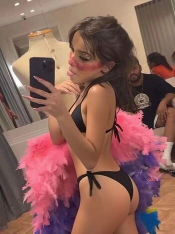 Kamylinha Santos