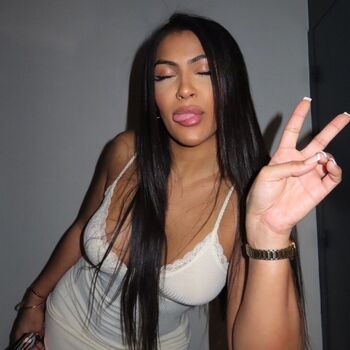 Private Leaked Karima exclusive onlyfans photos 2026