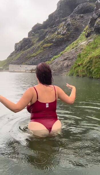 Private Leaked Karolinakworld exclusive onlyfans photos 2026