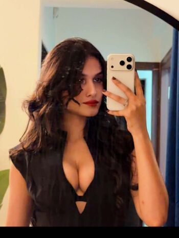 Private Leaked Kashish kapoor exclusive onlyfans photos 2026