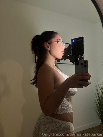 Private Leaked Kate parker exclusive onlyfans photos 2026