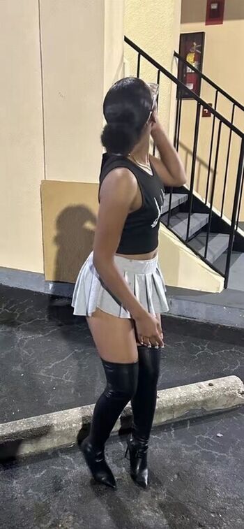 Private Leaked Kellywelly exclusive onlyfans photos 2026