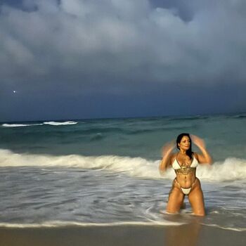 Private Leaked Larissalopez exclusive onlyfans photos 2026