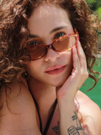 Private Leaked Laryssa ayres exclusive onlyfans photos 2026
