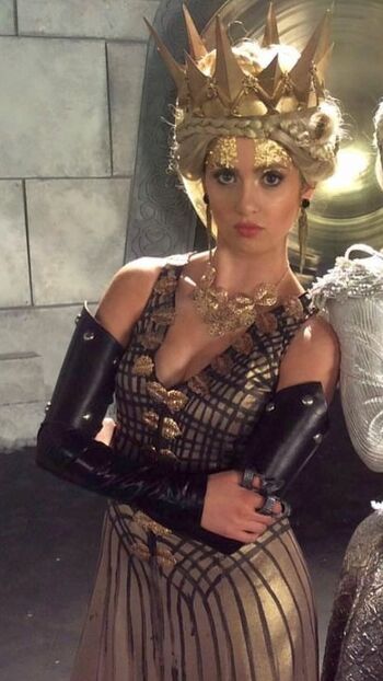 Private Leaked Laura marano page exclusive onlyfans photos 2026
