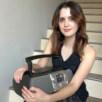 Private Leaked Laura marano page exclusive onlyfans photos 2026