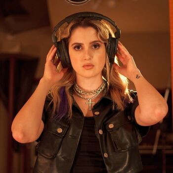 Private Leaked Laura marano page exclusive onlyfans photos 2026