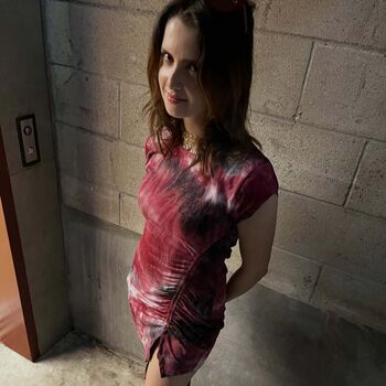 Private Leaked Laura marano exclusive onlyfans photos 2026