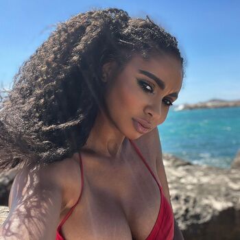 Private Leaked Laurette atindehou exclusive onlyfans photos 2026