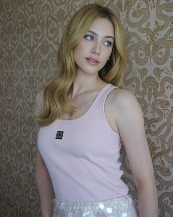 Private Leaked Lili reinhart exclusive onlyfans photos 2026