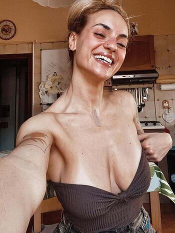 Private Leaked Linda fioretti exclusive onlyfans photos 2026