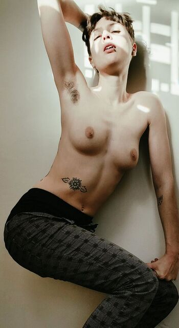 Private Leaked Linda lan exclusive onlyfans photos 2026
