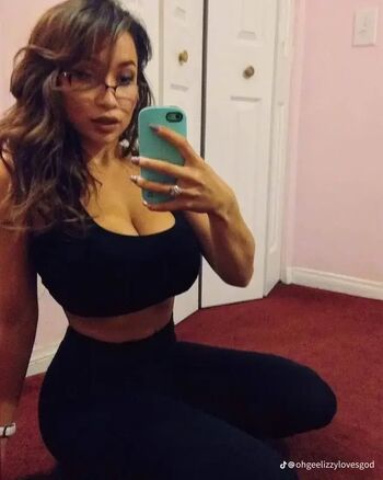 Private Leaked Lizzywurst page exclusive onlyfans photos 2026