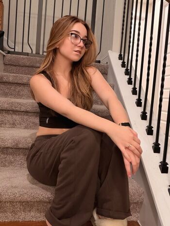 Private Leaked Lyssaurora page exclusive onlyfans photos 2026