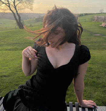 Private Leaked Mae muller exclusive onlyfans photos 2026