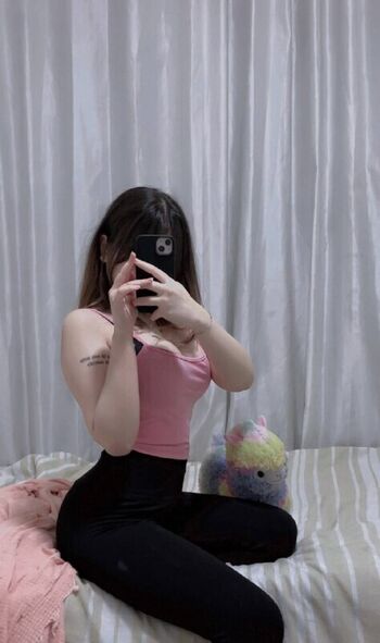 Private Leaked Meyra lllaaviinyaaa exclusive onlyfans photos 2026