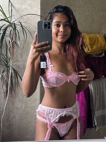 Private Leaked Mia z exclusive onlyfans photos 2026