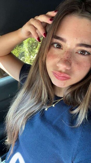 Mikayla Campinos