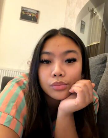 MissCherryyxox