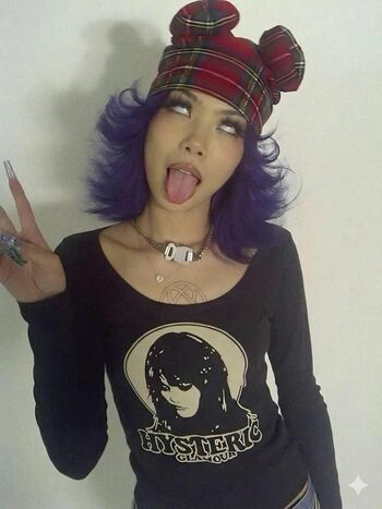 Molly Santana
