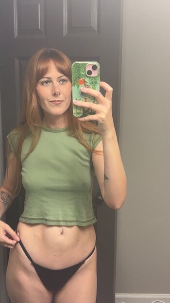 moonbabyy98