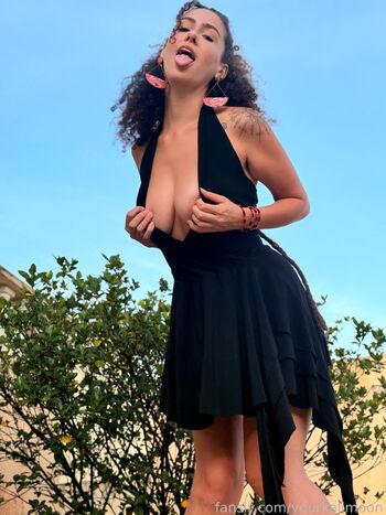 Private Leaked Moonkalimah exclusive onlyfans photos 2026