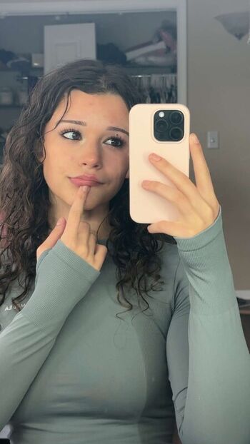 Nikki Woods