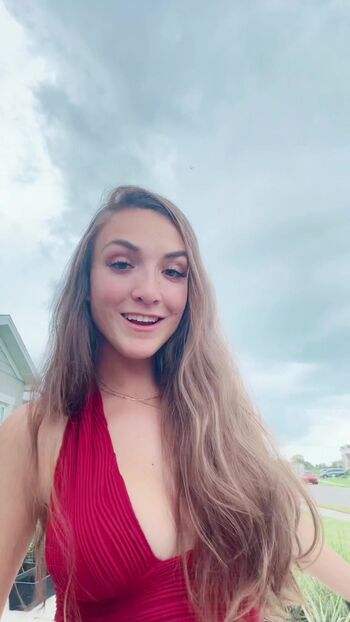 NikkiiRyderr