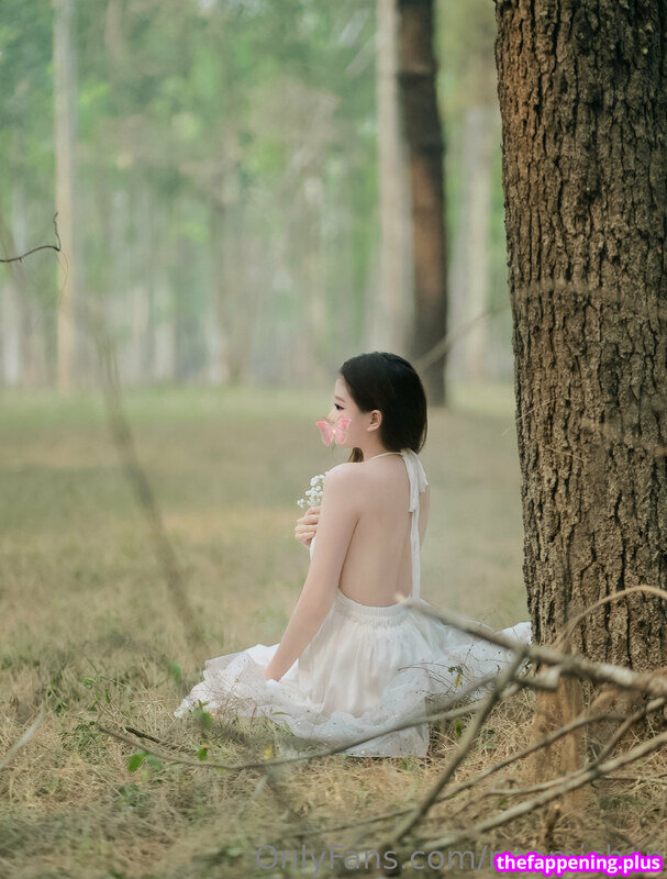 35.7kg / favicon.ico / https: / nnamichan / nnamichann Photo OnlyFans Nu #15